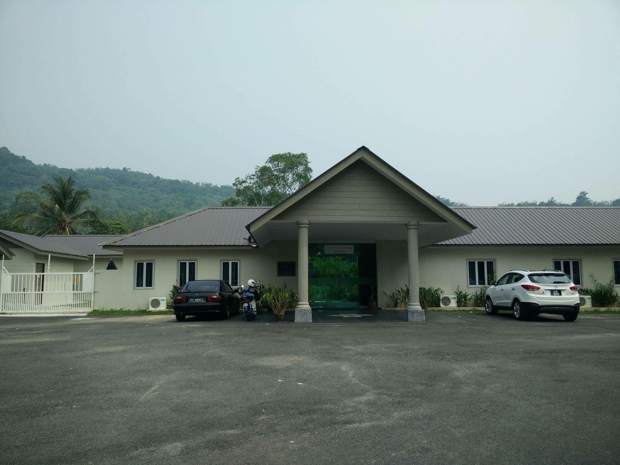 Dewani Villa Langkawi Exterior photo